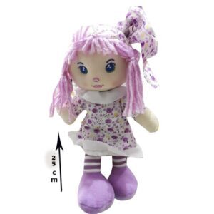 Muñeca bordada de trapo